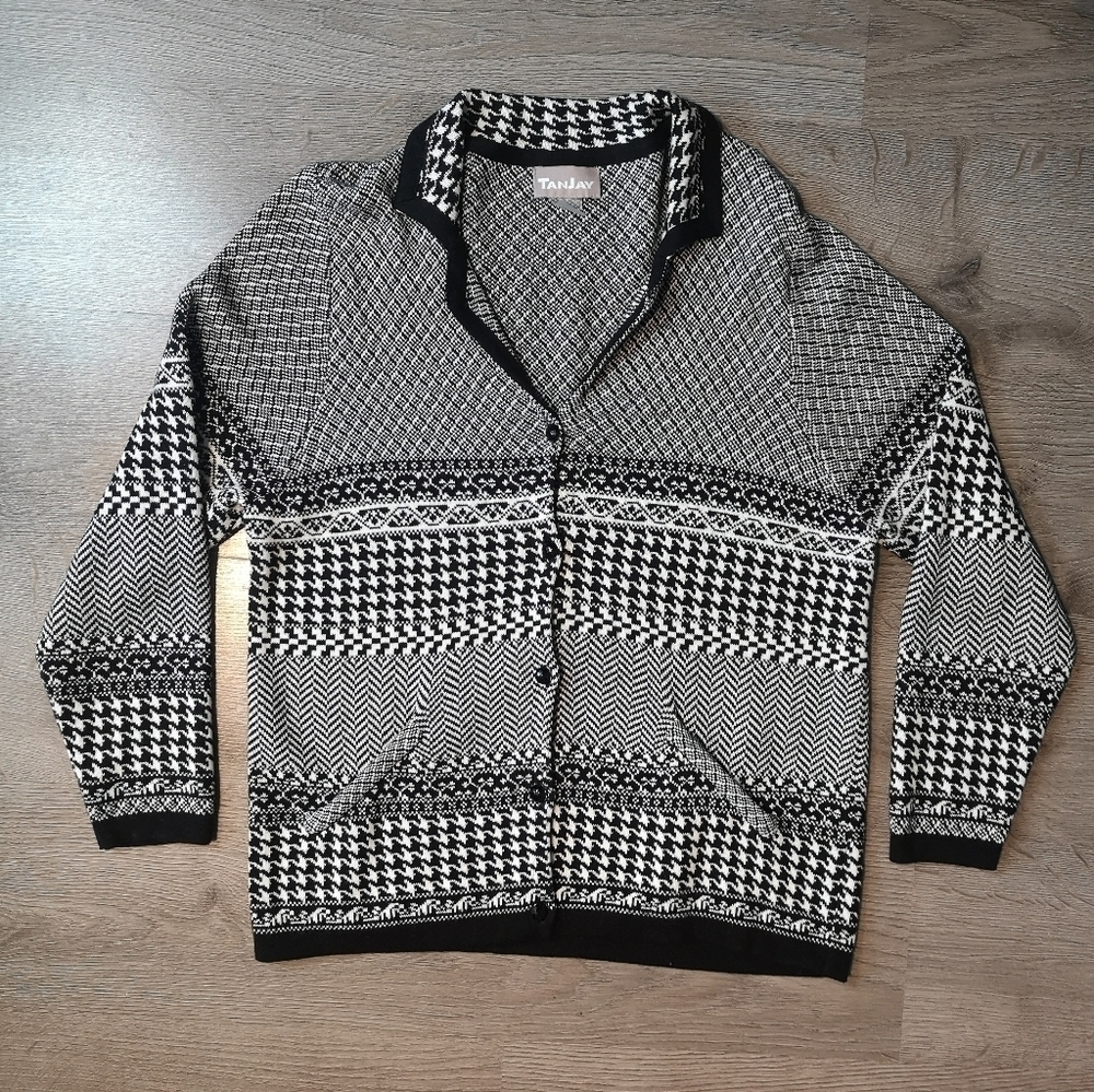 Iconic 80s Vintage Houndstooth Check Knit Cardigan - TheStyleMinr.com Vintage